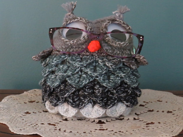 Owl eyeglass holder